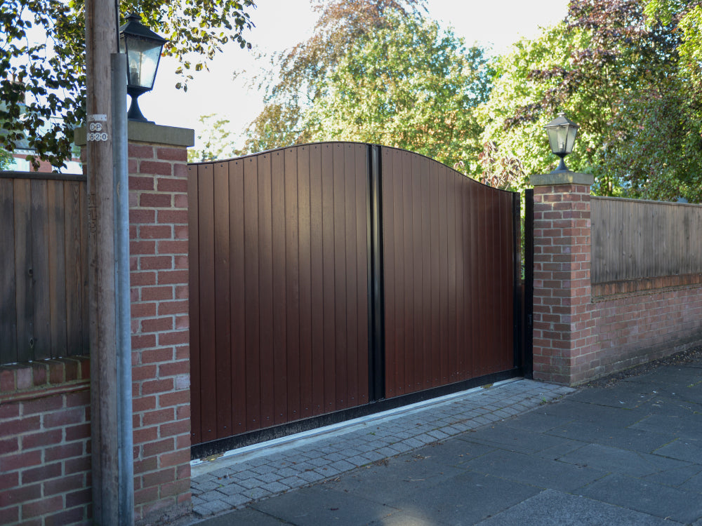 Steel Frame Gates with Composite Boards