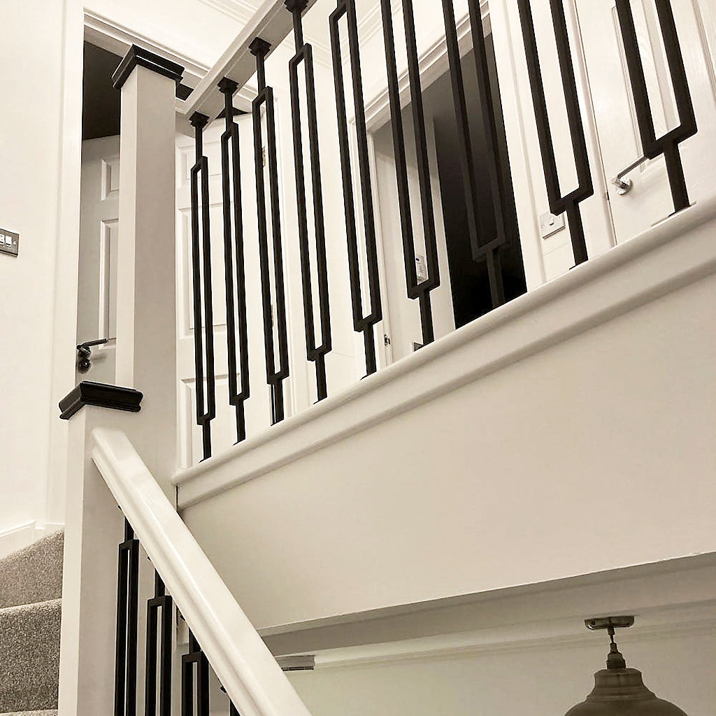 PL128 Stair Spindle Narrow Rectangle Panel Black