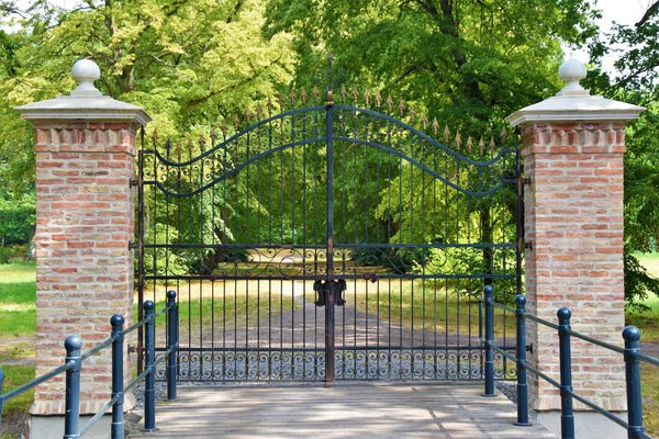 wrought iron gates which need maintenance