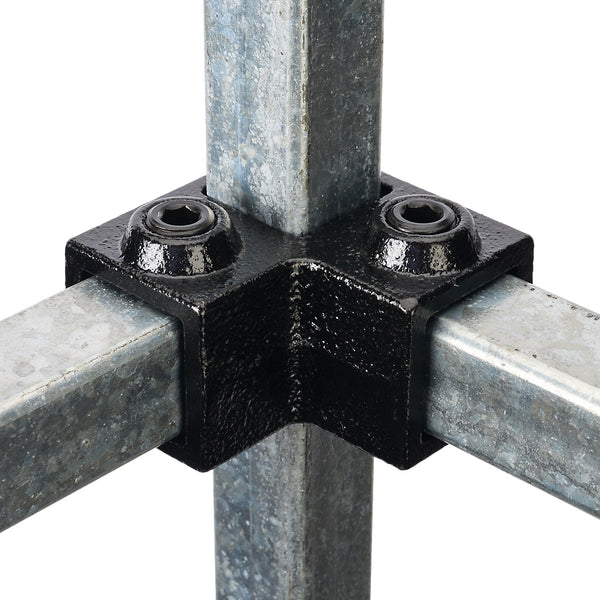 Three Way Mid Corner 25mm Square Key Clamp With Black Electrophoretic Finish