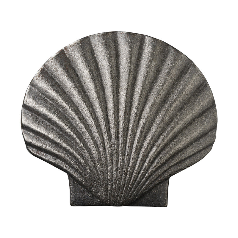 DCB16 - SHELL BADGE - DC Iron