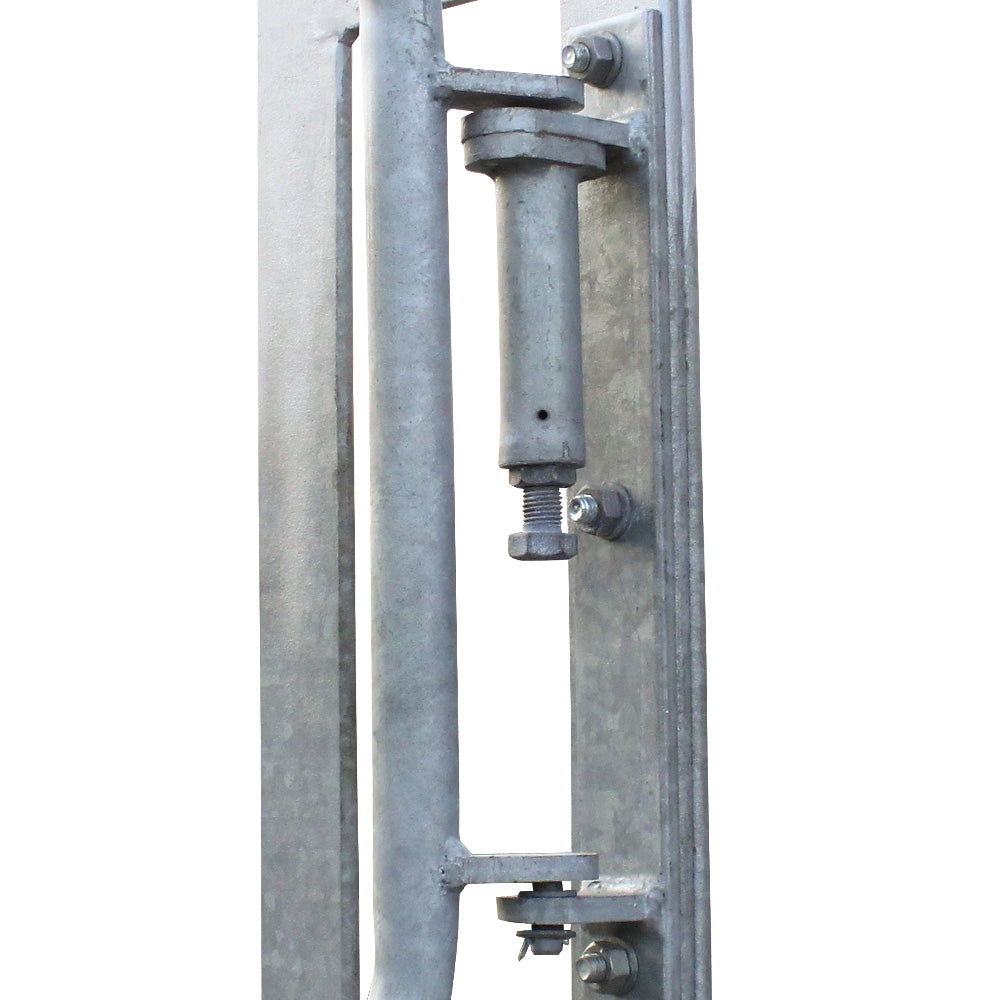 Self closing gate on sale hinges